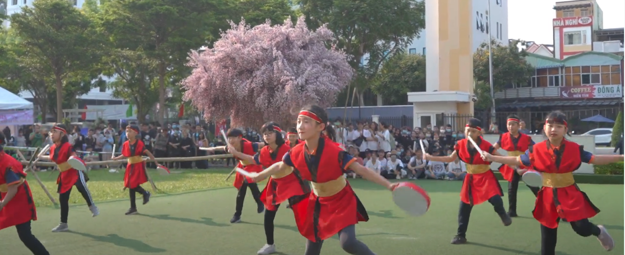 [SAKURA-OLYMPIA] MÀN ĐỒNG DIỄN LỚP EARTH-LỄ HỘI GIAO LƯU VĂN HÓA VIỆT NHẬT